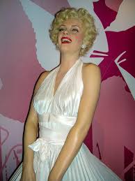 Norma jeane mortenson), в крещении но́рма джин бе́йкер (англ. Merilin Monro Voskovaya Figura Besplatnoe Foto Na Pixabay