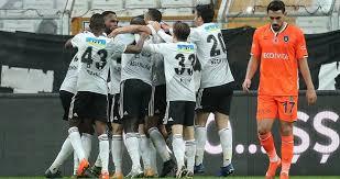 Bu sezon 3 galibiyet, 1 beraberlik ve 3 yenilgisi bulunan beşiktaş ise 10 puana sahip. Eksik Kartal Yuksekten Uctu Besiktas 3 1 Basaksehir Son Dakika Spor Haberleri