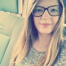 Maria Hiller's Instagram, Twitter & Facebook