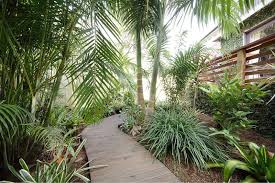 Balinese Tropical Garden Design Balinese Style Garden Northern Beaches Sydney Materials Brigh Balinese Garden Tropical Landscaping Tropical Garden Design
