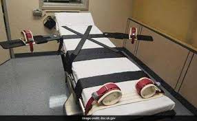Constitutional law states that capital punishment is only acceptable if it doesn't violate the eighth. Us Convict Prefers Electric Chair Over Lethal Injection For His Execution