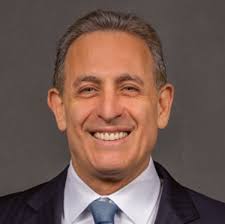 Lennar CEO And Leadership: Executives and Demographics