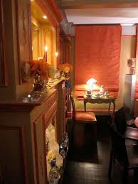 Gloria Vanderbilt Colors At Her Home Orange And Cafe Gold Gloria Vanderbilt Anderson Cooper Gold Furnishings