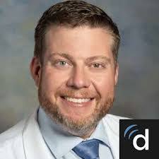 Robert Reams's Instagram, Twitter & Facebook