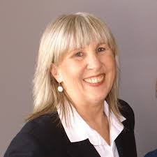 Please join us in welcoming two exceptional clinicians to Inverell  Hospital's Emergency Department! Robyn brings 29 years of nursing  experience to her new role as a Transitional Nurse Practitioner. With a  background