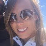 Lara Strain's Instagram, Twitter & Facebook