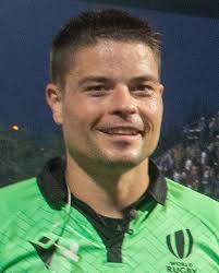 Chris Busby's Instagram, Twitter & Facebook