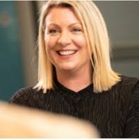 30+ "Suzanne Giles" profiles