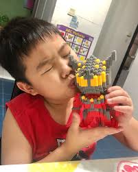 好过瘾的拍摄，我最爱的英语稿😍多多益善🤩 Thanks @volkswagenmalaysia for having me as main kid  in their latest promotional video shooting, I have lots of dialogue in  English which make me love… it so much, thanks Director @linglowww