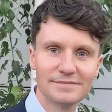 Therapist Robert Quinn