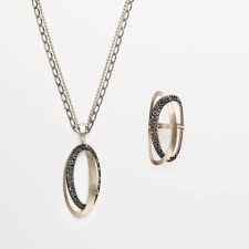 Black And White Jewelry Brand Antonini Milano Black White Natural White Gold And Black Or White Diamonds A Sophisticated Design But Easily Jewelry Metal Jewelry Pendant Necklace