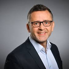 Hallo, ich bin Jonathan Wolf.