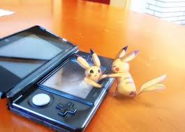 Nos tomamos los juegos en serio. This Puts The Games We Play Into Perspective Pokememes Pokemon Pokemon Go