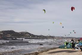 Température de l'eau jeu 24 juil 2008, 11:27. Kite Surf 2 Picture Of Plage De L Almanarre Hyeres Tripadvisor