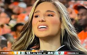 Who is the best defensive player in NFL history, Bruce Smith or Reggie  White?