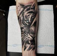 Tattoo Forearm Lion Thighs 25 Trendy Ideas Tiger Eyes Tattoo Tiger Tattoo Sleeve Leg Tattoo Men
