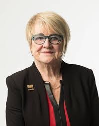 Aaron Deer's Instagram, Twitter & Facebook