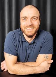 Daniel Lutz's Instagram, Twitter & Facebook