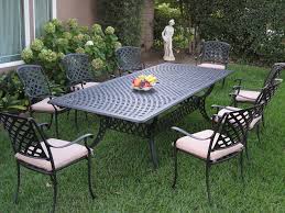 How To Choose Best Outdoor Patio Dining Table Sets With Chairs In 2020 Aluminum Patio Furniture Cast Aluminum Patio Furniture Outdoor Dining Table Setting
