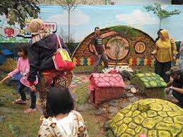 Taman kelinci pasopati merupakan destinasi wisata edukasi kelinci di trenggalek, tepatnya di dusun lotekol desa malasan kec. Taman Kelinci Lampung Dan Rumah Strawberry Wisata Baru Di Bandar Lampung