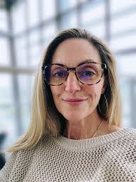 Margo Field's Instagram, Twitter & Facebook