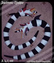 Beetlejuice is a 1988 american fantasy comedy film directed by tim burton, produced by the geffen company, and distributed by warner bros. 32 Beetlejuice Sandworm Ideas Beetlejuice Beetlejuice Sandworm Tim Burton