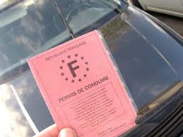 Le permis de conduire à 17 ans, la conduite sur simulateur et. Auto Ecole Bientot Un Permis De Conduire Moins Cher Et Plus Transparent Actu