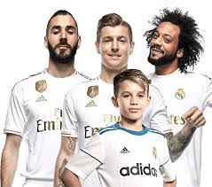 Real madrid official website with news, photos, videos and sale of tickets for the next matches. Real Madrid Fussballschule In Deutschland Online Anmelden Fundacion Real Madrid Clinics