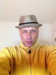 Jerry Leone's Instagram, Twitter & Facebook