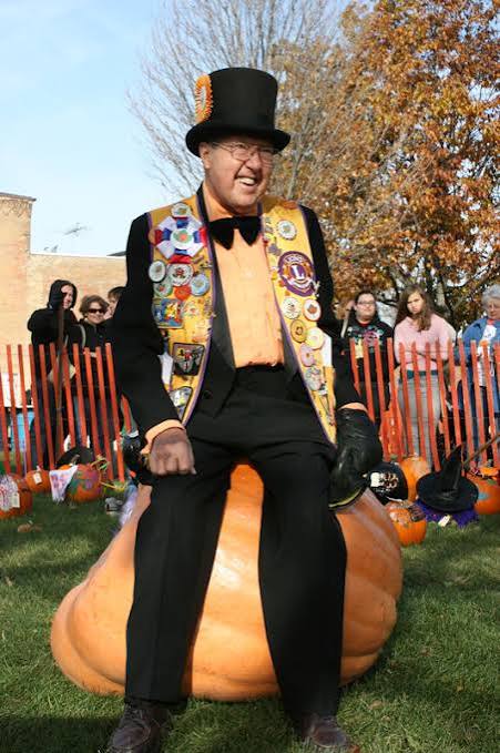 About the Sycamore Pumpkin Festival in downtown Sycamore, IL