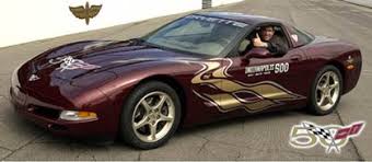 Essentially, this '03 corvette has all of the modern comforts of a modern sports car with the classic stylings of a c1 corvette. Exclusive First Look 2003 Chevrolet Corvette 50th Anniversary Edition
