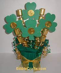 I know i have more than shared here over the years how much i love st. St Patrick S Day Crafts Diy Shamrock Candy Bouquet St Patrick S Day Crafts Candy Bouquet Candy Bouquet Diy