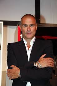 Viggo waas is the author of viggo drijft over (3.80 avg rating, 5 ratings, 0 reviews, published 2015), dordogne (2.86 avg rating, 7 ratings, 0 reviews) Viggo Waas