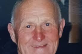 Tributes to Tipperary horse racing legend Tommy Kinane