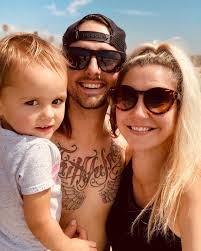 Heather Wallace (@the_heath_bar) • Instagram photos and videos