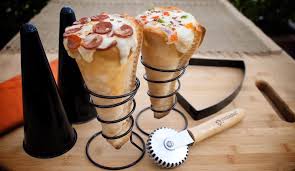 Il Kit Per Preparare Il Cono Pizza Loves By Il Cucchiaio D Argento Pizza Alla Griglia Idee Alimentari Cibo