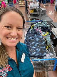 📚✏️ TEACHER SCHOOL SUPPLY GIVEAWAY TIME! ✏️📚Bubba's 33 wants to help one  amazing teacher kick off the school year in style—with a $100 Supply  Shopping Spree!🎉We know teachers go above and beyond