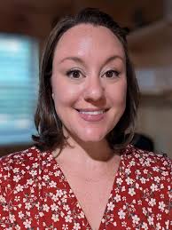 There's a reason our Apple Stem Cell Cream is so loved and still a  favorite. ✨ Packed with 3 powerful ingredients that work together to  deliver anti-aging, ultra-hydrating, and fast-absorbing results, this