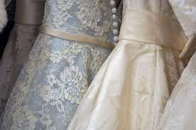How Do You Get Wrinkles Out Of A Wedding Dress