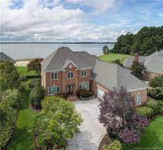 #newprice #forsale #governorsland #apassionforhome #williamsburghomes #liveinwilliamsburg #williamsburgva #williamsburgvirginiarealtor #premierwilliamsburgrealestate. 17 Governor S Land Williamsburg Virginia Ideas In 2021 Country Estate Williamsburg Luxury Living