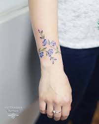 43 Beautiful Flower Tattoos For Women Stayglam Tattoos For Women Flowers Pretty Flower Tattoos Wrist Tattoos For Women