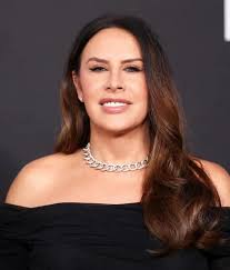 Evolución facial de nuestra reina Karla Sofía Gascón 😍