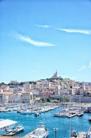 10 Photos And A Postcard From Marseilles France Marseille Bienvenue En France Voyage