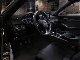 As in the larger car, the shape doesn't give up any interior room for style. Honda Civic 2022 Erste Bilder Des Funfturers