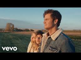 Meaning Of Have You Ever Seen The Rain By Creedence Clearwater Revival Lyrics Rev In 2020 Creedence Clearwater Revival Clearwater Revival Top Classic Rock Songs