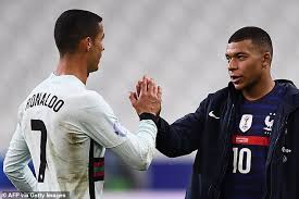 And according to cadena ser and el transistor, the bombshell will be that mbappe is about to tell psg that he will not sign a contract and that he wants to move to real madrid. Psg Could Move For Cristiano Ronaldo Should Kylian Mbappe Join Real Madrid This Summer Football Reporting