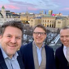 Customer service hours of operation may vary. Stream Topplederpodcast Med Managing Director I Santander Consumer Bank Norway Knut Overnes By Meyerhaugens Topplederpodcast Listen Online For Free On Soundcloud