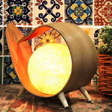 En plus d'être esthétique, il doit diffuser la lumière de façon harmonieuse de façon à éclairer mais aussi. Naturliche Kokosnusslampe Abat Jour Natur Gebogen Ebay