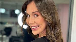 Nivel de estupidez”: Valentina Roth se defendió de las críticas por  cuestionado regalo a su asesora del hogar