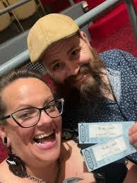 Ashley Secrest's Instagram, Twitter & Facebook